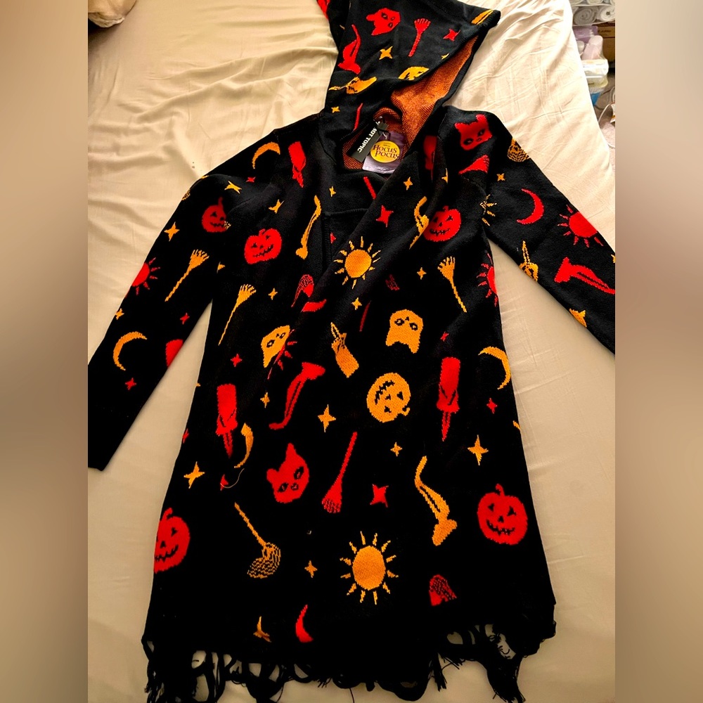 Brand New, Her Universe Hocus Pocus Dani Cardigan (Hot Topic)